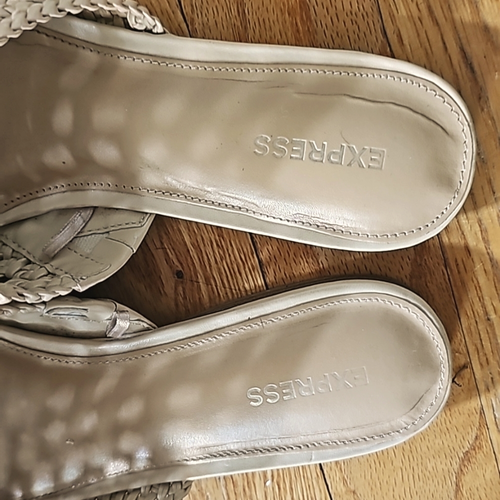 Express Mules - Picture 3 of 6